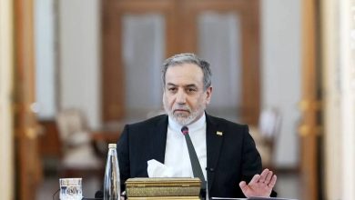 واکنش وزیر امور خارجه به تهدیدات و محاصره اقتصادی دشمن­
