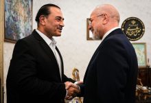 عاصم منیر چه پیامی از آمریکا برای ایران آورد؟/ عضو کمیسیون امنیت ملی مجلس: اینکه آمریکا می‌گوید ایران را با فشار اقتصادی زمین‌گیر می‌کنیم، حرف مفت است