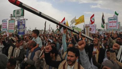 بلومبرگ: عربستان با میانجیگری عمان گزینه دیپلماسی را در قبال یمن پیش می‌برد