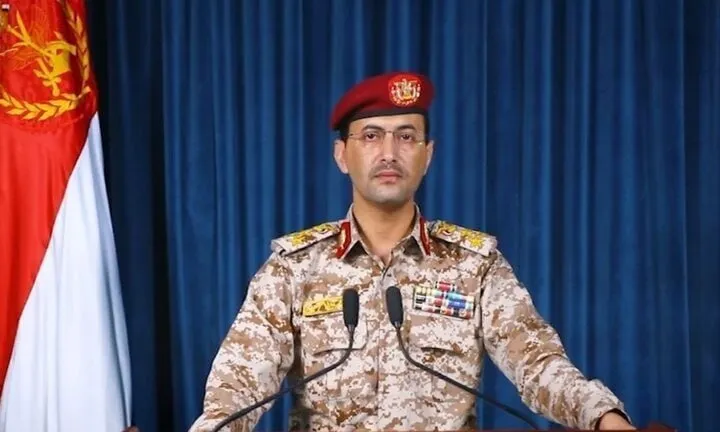انصارالله یمن: در پاسخ به ادامه محاصره و حملات عربستان، عملیات وسیع و متمایزی را علیه تجمعات نظامیان سعودی انجام دادیم