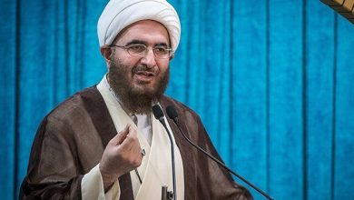 خطیب جمعه تهران: دشمن شکست مفتضحانه خورده و به التماس افتاده، ادبیات باخت را هم بلد نیست