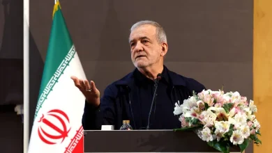 پزشکیان: محاسبات دشمنان بر پایه داده‌های هوش مصنوعی، عناصر اجیرشده و نمایندگان داخلی‌شان نقش بر آب شد / اگرچه دشمنان همه راه‌ها را بسته‌اند، اما به یاری خداوند مسیر‌های تازه‌ای خواهیم گشود
