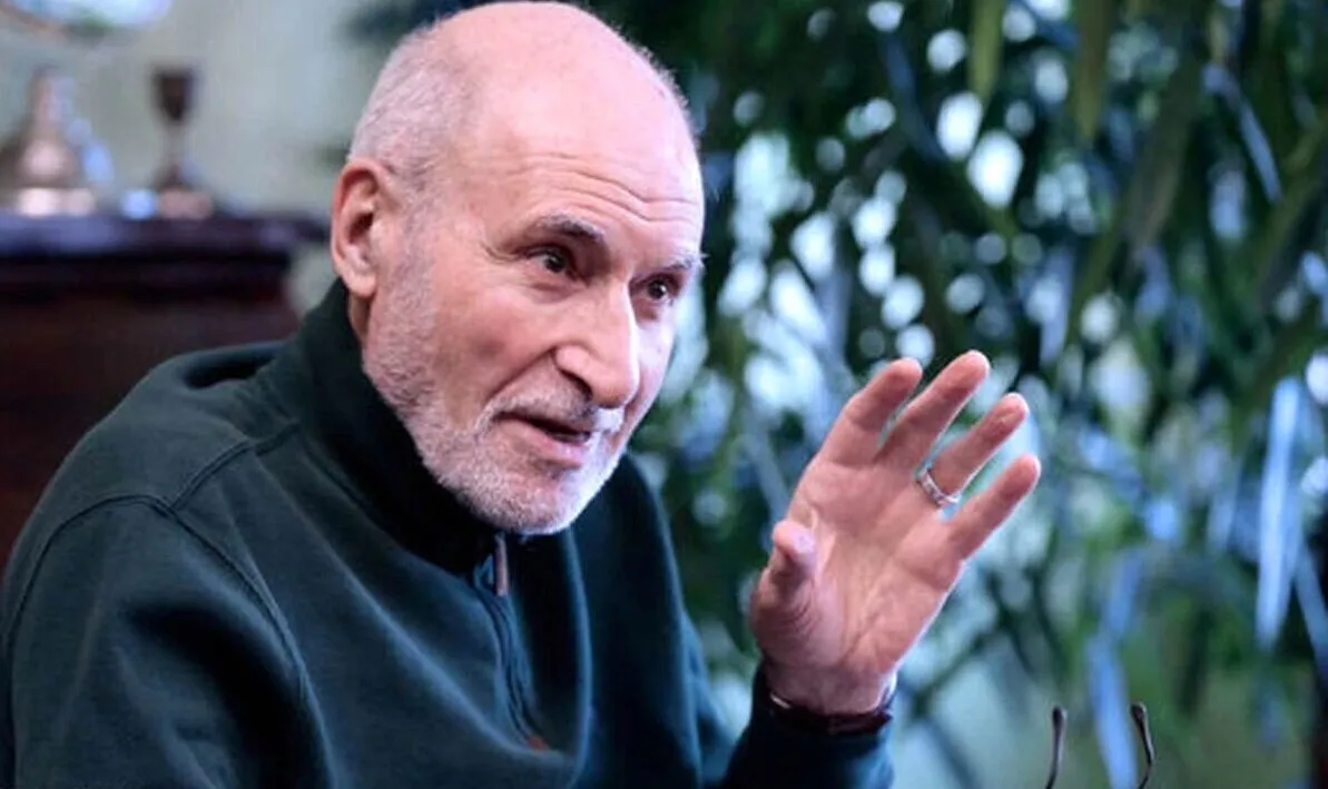 بهزاد نبوی: از تفاهم‌نامه میان ایران و آمریکا شدیدا دفاع می‌کنم و آن را بهترین تفاهم‌نامه و مقدمه‌ای برای حل مشکلات اقتصادی و معیشتی مردم می‌دانم