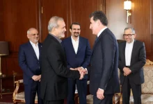 بارزانی در پی دیدار اخیر خود با مسئولان عالی‌رتبه ایران: مسئولان ایرانی به من اطلاع دادند که آماده‌اند به نخست‌وزیر عراق در زمینه انحصار سلاح در دست دولت عراق کمک کنند
