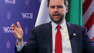 ونس، معاون ترامپ: درباره ایران هدف نخست ما حفظ ثبات قیمت انرژی و هدف دوم این است که اطمینان حاصل کنیم ایران هرگز به سلاح هسته‌ای دست پیدا نمی‌کند