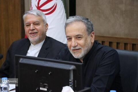 عراقچی: مانعی در صدور روادید برای اتباع افغانستان در وزارت امور خارجه وجود ندارد