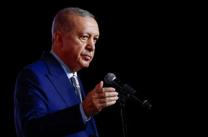 اردوغان: ما بازگشایی تنگه هرمز را در اولویت قرار می‌دهیم؛ تداوم بسته بودن آن به نفع احدی نیست / قطر نقش مهمی در تلاش‌های میانجی گرانه برای توقف جنگ در منطقه ایفا کرده است