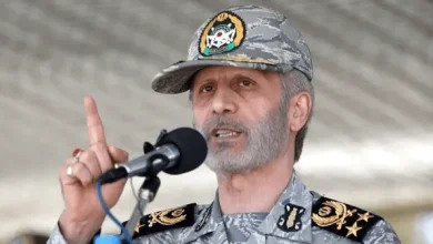فرمانده کل ارتش: توان رزمی نیروهای مسلح و ظرفیتهای صنعت دفاعی، موجب شد دشمنان در برابر توان دفاعی ایران محاسبات خود را تغییر دهند / ملت ایران تسلیم نمیشود