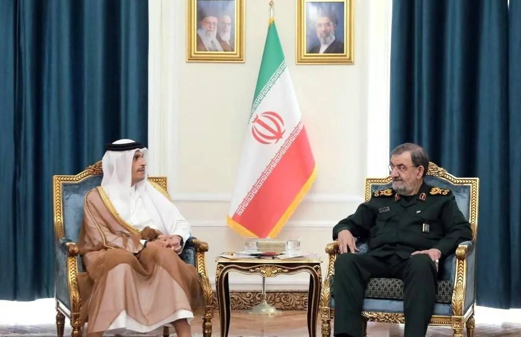 محسن رضایی خطاب به نخست‌وزیر قطر: آمریکا باید ابتدا اقدامات عملی در جهت انجام شروط ما انجام دهد؛ پس از آن ایران اقدام به بازگشایی تنگه هرمز خواهد کرد