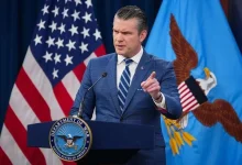 ان‌بی‌سی به نقل از منابع: پیت هگست، وزیر جنگ آمریکا اخیراً با برخی از نزدیکان خود درباره احتمال نامزدی در انتخابات ریاست‌جمهوری ۲۰۲۸ گفت‌وگو کرده است