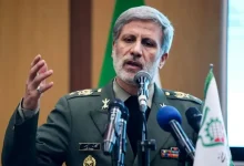 فرمانده کل ارتش: در جنگ اخیر، موشک‌ها و پهپاد‌های ما تا آخرین لحظه و با شدت هر چه تمام‌تر به سمت دشمنان شلیک شدند/ در این مسیر، تعدادی از هواپیما‌های بدون سرنشین، باسرنشین و تجهیزات راهبردی دشمن آسیب دید