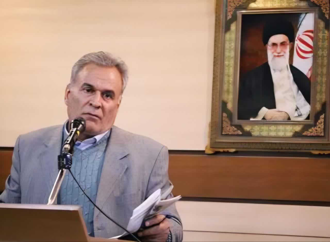 پرداخت فوق‌العاده به مدیران شرکت‌های زیان‌ده شستا مصداق بی‌عدالتی در حق بیمه‌شدگان است