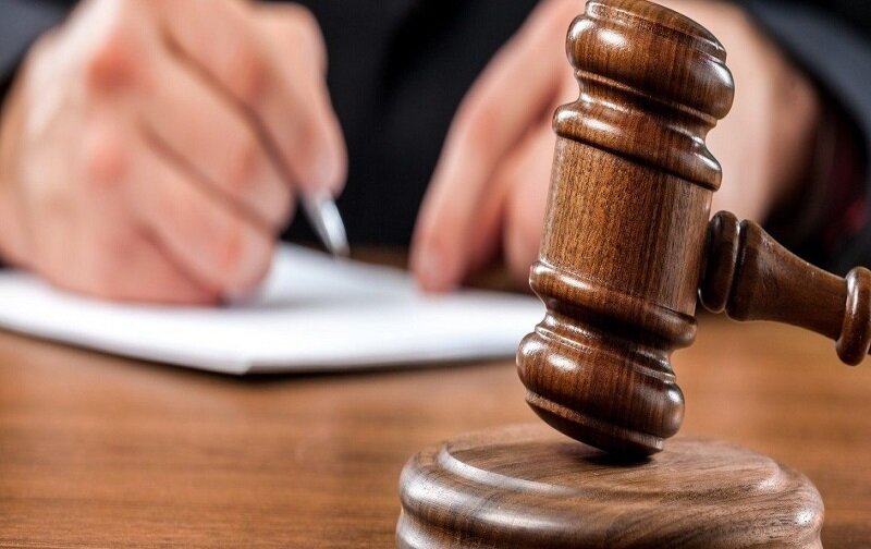 عباس عبدی و زیباکلام به یک سال حبس تعزیری محکوم شدند