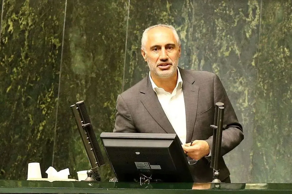 رئیس سازمان برنامه و بودجه: رهبر شهید در جلسه‌ای در ۹ فروردین ۱۴۰۴، گفتند با آمدن ترامپ کل سیاست‌های منطقه‌ای به هم می‌ریزد و ما باید به فکر کشور خود باشیم و به کسی هم اتکا نکنیم