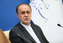 نایب رئیس مجلس: شیطنت‌های آمریکا حداقل ۶۳ روز دیگر ادامه خواهد داشت/ باید آمریکا را محاصره کنیم