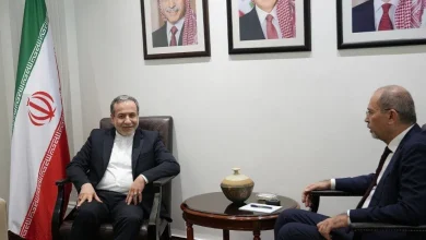 ادعای وزیر خارجه اردن: حمله ایرانی‌ها واکنشی نبود، چون دو ساعت بعد از آغاز جنگ حمله کردند / عراقچی: ایران برای پاسخ به متجاوز چقدر باید منتظر باشد؟