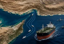 ادعای سنتکام درباره تغییر مسیر ۱۰۴ شناور در تنگه هرمز