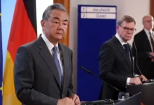 گفت‌وگوی وزرای خارجه چین و آلمان درباره وضعیت ایران / وانگ یی: چین تنها اقداماتی را انجام خواهد داد که به صلح کمک کند