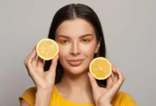 آب‌لیمو برای روشن شدن پوست؟ متخصصان پوست درباره این روش خانگی پرطرفدار هشدار می‌دهند