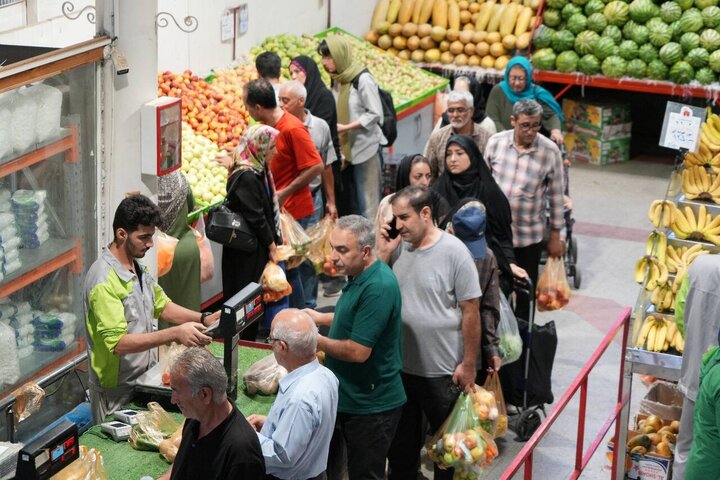 دزدی موز و پسته در میادین تره‌بار تهران؛ خسارت چندمیلیونی و گلایه از قیمت‌ها / «چند کیلو میوه هم می‌تواند خسارت میلیونی داشته باشد»