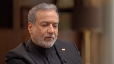 عراقچی: باید از سر راه صادرکنندگان مانع زدایی کنیم