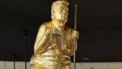 رونمایی از مجسمه جنجالی ترامپ با عنوان طاعون نارنجی + عکس