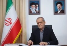 پزشکیان: دولت برای عبور از شرایط «نه جنگ، نه صلح» تلاش می‌کند/ برخی مدیران اندیشکده‌های آمریکایی، می‌گفتند به خاطر داشتن چنین رئیس جمهوری شرمنده‌اند