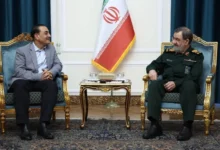 محسن رضایی در دیدار با عاصم منیر: به هیچ وجه ذره‌ای از مواد هسته‌ای غنی شده از ایران خارج نخواهد شد