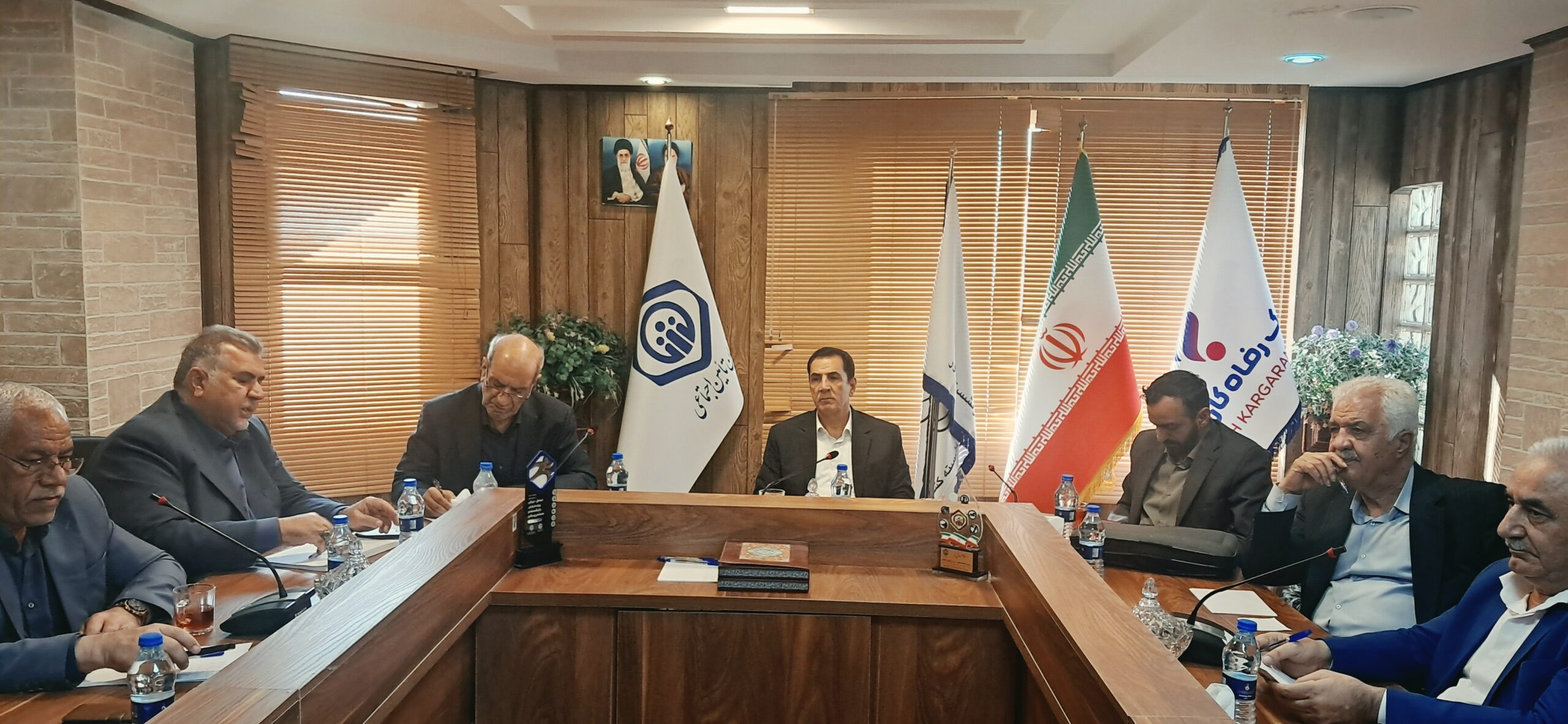 تاکید نمایندگان بازنشستگان خوزستان بر ارتقای خدمات درمانی و نارضایتی از عملکرد آتیه‌سازان حافظ